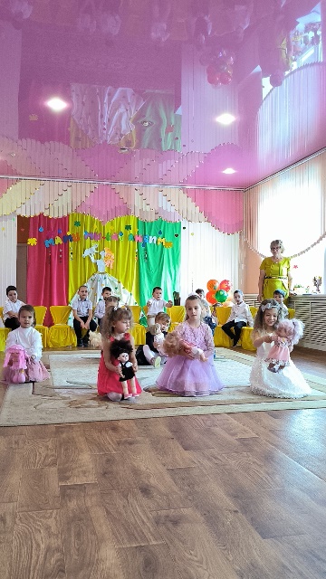 Танец Мама